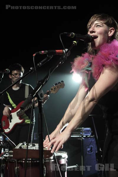 TUNE YARDS - 2011-06-02 - PARIS - Cafe de la Danse - 